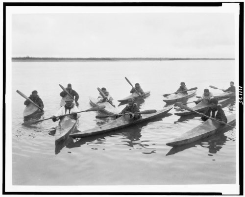 inuit in kayaks